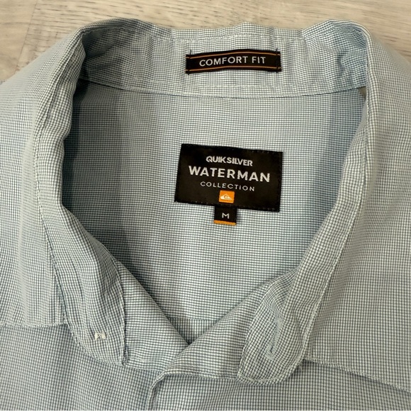 Quiksilver Waterman Light Blue Casual Button Down Shirt Size M Soft - Picture 15 of 17
